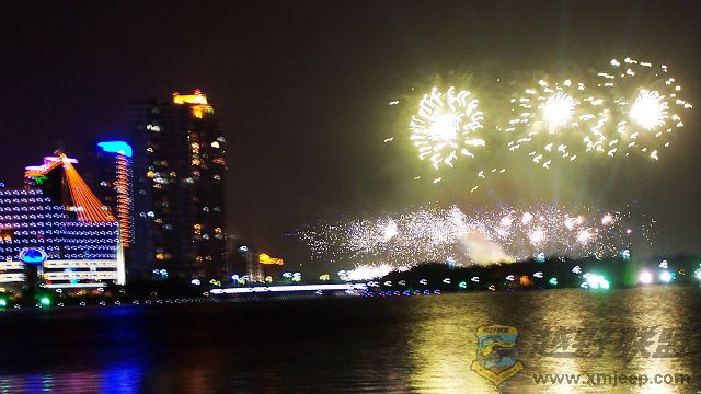 101_40211.jpg