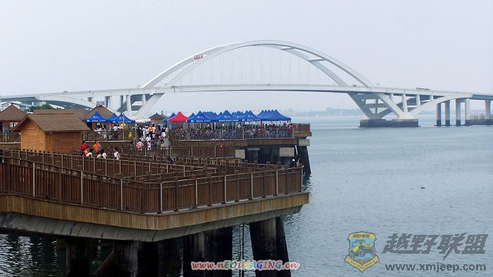Ƭ 05300.jpg