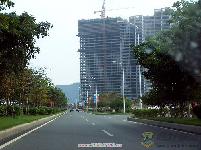 Ƭ 09300.jpg