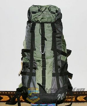 Roadstarɽ 70L.jpg